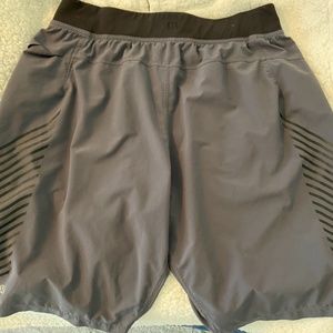 Lululemon Athletic Shorts - Size Large